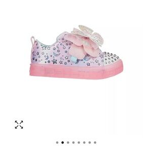 Toddler Girls Light-Up Casual Sneakers sketchers twinkle toes